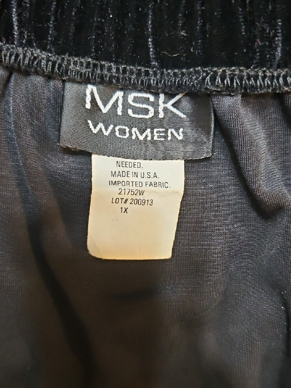 MSK Women's Black Velvet Skirt - Picture 2 of 4